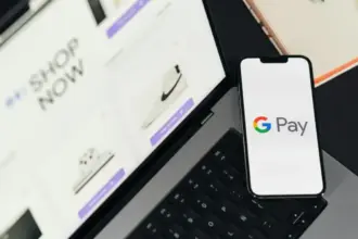 Google Wallet suporta Live Updates do Android 16 para cartões de embarque