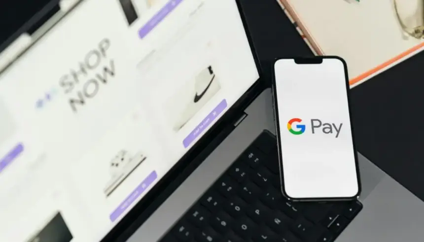 Google Wallet suporta Live Updates do Android 16 para cartões de embarque