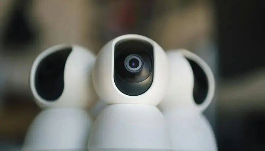 Xiaomi Smart Camera C201 disponível por 24,05 € com rotação 360° e controlo remoto