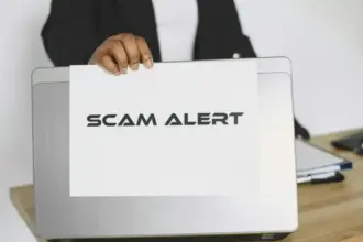 AIMA avisa para fraudes em agendamentos de imigrantes e detalha canais oficiais