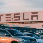 Tesla 4680 falha promessas: Model Y europeu perde 8% de autonomia e piora carregamento